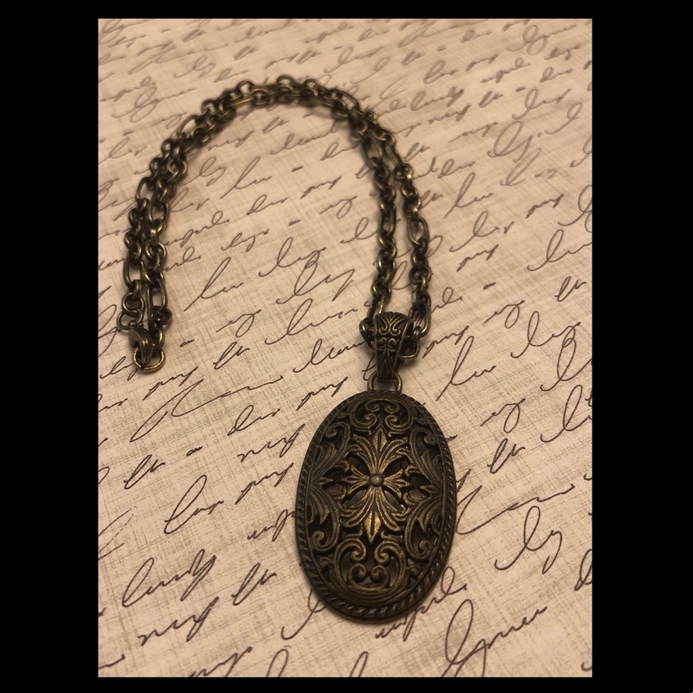 🛍🛍🌟🌟 16” Bronze Ornate Necklace 🌟🌟🛍🛍